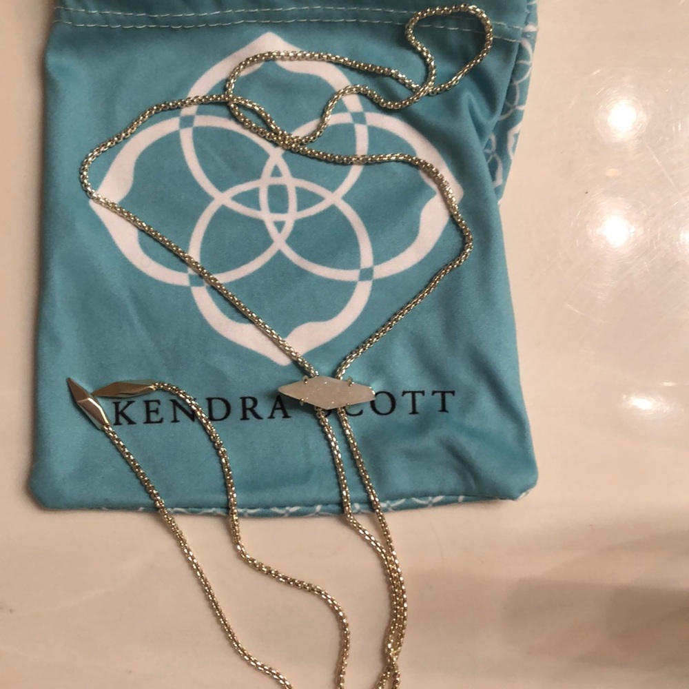 Kendra Scott Y- adjustable necklace